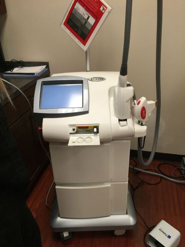 2012 Palomar Icon™ Aesthetic Laser System w/ 6 Hand Pieces Bundle