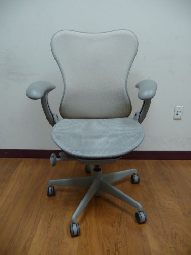 Herman miller &#034;mirra&#034;office chair *loaded*alpine mesh seat &amp; thermal back #10613 for sale