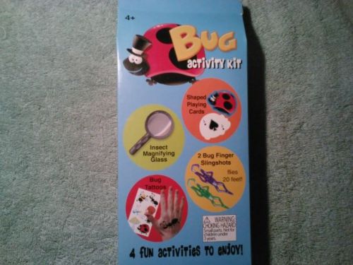 New Kids toy Bug Activity Kit 4 fun activities Magnifying Glass to insect bugs