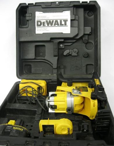 DeWalt DW073 Cordless Rotary Laser with DW0732 Digital Laser Detector