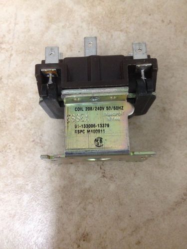 COMMERCIAL DRYER RELAY (NOS) M400911  208-240 VOLTS FACTORY FRESH