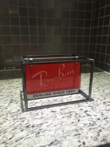 Ray Ban store display