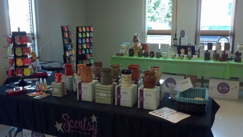 Scentsy Consultant Supplies - tablecoth
