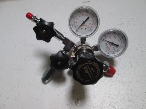 AIR PRODUCTS E14-N145SDC REGULATOR *NEW OUT OF BOX*