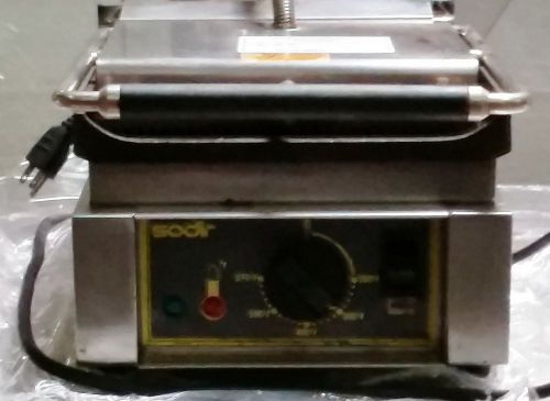 Equipex Sodir Panini Grill Sandwich Press works perfect