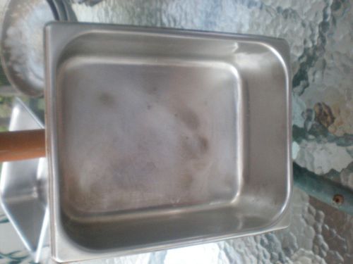 Bloomfield MG-1204 Commercial 1/2 Size Steam Table Pan - 6.5 QT/52 4oz Portions