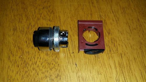 HOBART MEAT GRINDER AND HCM 450 PUSH BUTTON SWITCH, PART # 00-47752-00008
