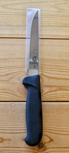 VICTORINOX MEAT CUTTER&#039;S 6 INCH STRAIGHT BONING KNIFE