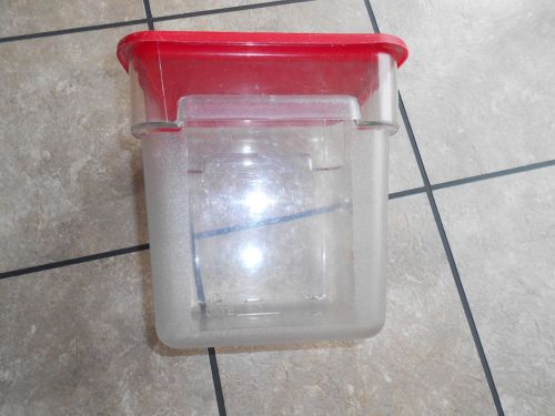 CAMBRO Sysco 8 QT SQUARE CONTAINER WITH  LID POLYCARBONATE USED
