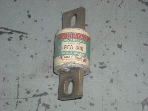 Reliance  RFA-300  Fuses  Lot of 1