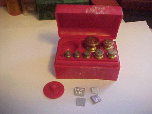 OHAUS OHAUS WEIGHT SET NUMBER 5502-11 PIECES PLUS CASE-MISSING TWEEZERS
