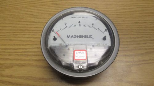 Dwyer Magnehelic pressure gauge Inches of water 0-8&#034; USA R#0163