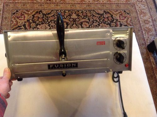 FUSION COMMERCIAL COUNTERTOP PIZZA / SNACK OVEN 12&#034; CAPACITY