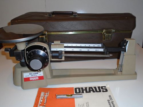 VINTAGE OHAUS DIAL-O-GRAM 2610 SCALE WITH 3 BALANCING WEIGHTS &amp; CASE