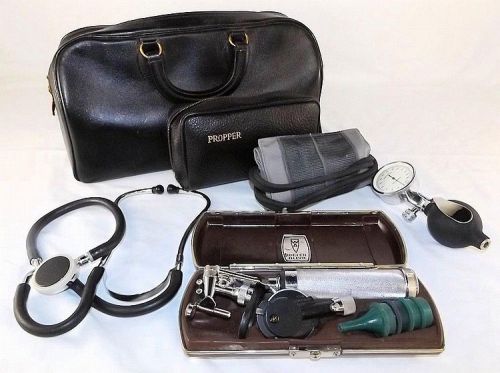 WELCH ALLYN OTOSCOPE KIT &amp; PHYSICIANS BAG / MEDICAL TOOLS - STETHESCOPE - BP KIT