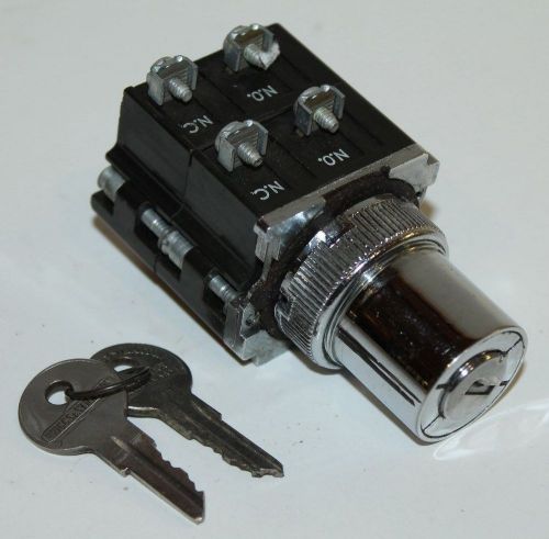 Cutler-Hammer 10250T16113H620 Selector Switch Key Operated 2 Position