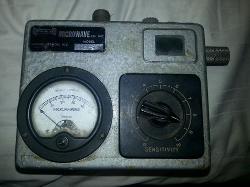 Vintage RF Frequency Meter 2.4GHz -3.4GHz with micrometer and micrometer ammeter