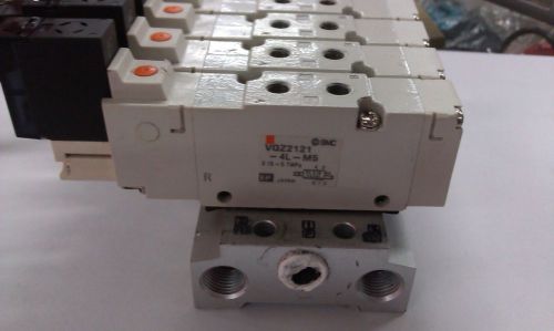 1pcs Used SMC solenoid valve VQZ2121-4L-M5 tested
