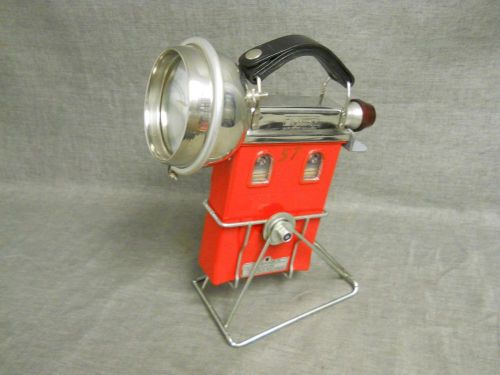 Koehler Railroad Mining Light With Wheat Wet 4 Volt Battery And A Stand