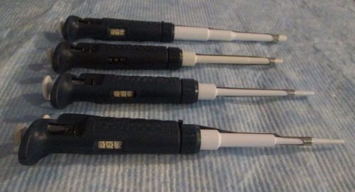 Gilson Pipetman Set Micropipette Pipet P20. P100, P200 +P1000 CALIBRATED Lot 32