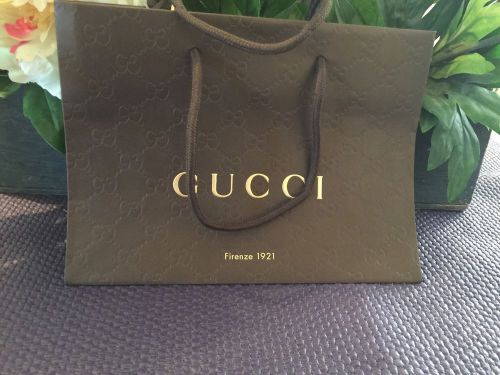 Gucci Paper Shopping Bag New 6-3/4 x 9-3/8&#034;