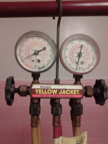 Ritchie Yellow Jacket Test &amp; Charging Manifold Gauge with hoses