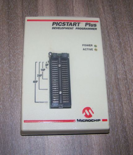 Microchip PICSTART PLUS Programmer