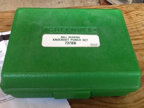 GREENLEE 737/737BB Knockout Punch Set 1-1/2&#034; and 2&#034; punches