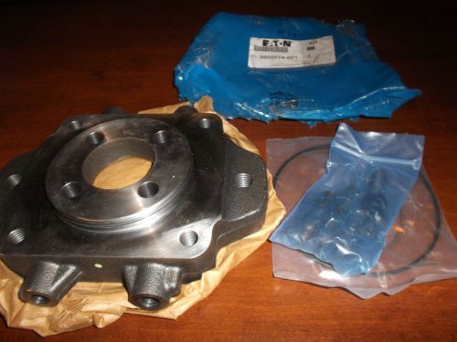 Eaton hydrostatic pump sae c-pad adapter 9900774-001 for sale