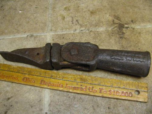 Very Early Vintage Fence Barb Wire Stretcher minus Wood Handle Rusty Pitted