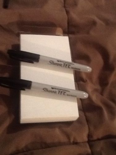 BOX OF 12 T.E.C. SHARPIE MARKERS NEW