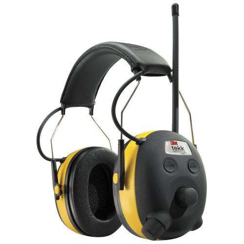 3M TEKK WorkTunes Hearing Protector, MP3 Compatible with AM/FM Tuner/New (90541)