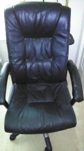 High Back Leather Office Chair--Tilt and Swivel--Local Pickup in the 20110 Zip