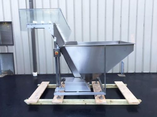 Hoppmann 40 cubic foot s/s hopper-elevator, cleated belt incline conveyor for sale