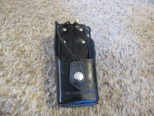 Motorola ntn8035b leather radio holster case w / loop 1505758v05 for sale