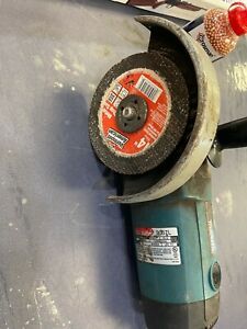 MAKITA 9067L 7&#034; SANDER / ANGLE GRINDER 120V 15A 6000rpm Needs Guard