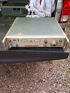 Vintage Hewlett-Packard 2590 A Microwave Frequency Converter