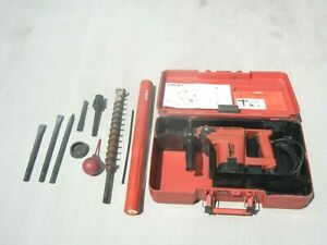 HILTI   TE52  Rotary Hammer Drill   with Drill bit and chisels  in case