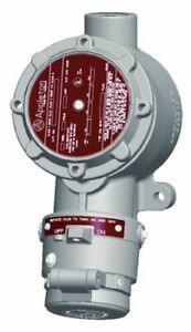 APPLETON ELECTRIC FSQC5640 3W 4P 60A Hazardous Location Receptacle 600VAC