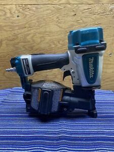 Makita Air Roofing Nailer AN454