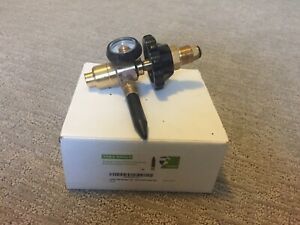 Deluxe Vertical Latex Balloon Inflator w/ Gauge