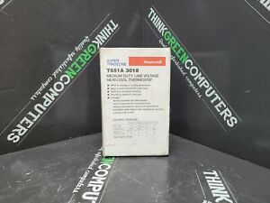 Honeywell Medium Duty Line Voltage Heat-Cool Thermostat 120-277VAC T651A3018