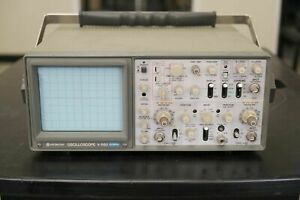 Hitachi V-680 60MHz Analog Oscilloscope
