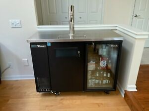 True TDB-24-48-1-G-1-HC-LD Bar Cooler with Direct Draw Beer Dispenser, 49&#034; Wide