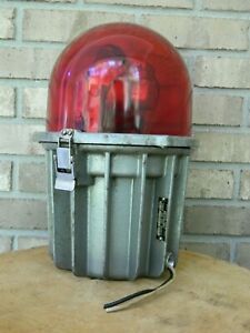 Vintage Federal Sign &amp; Signal Model #271 Red Gumball Light (Glass)