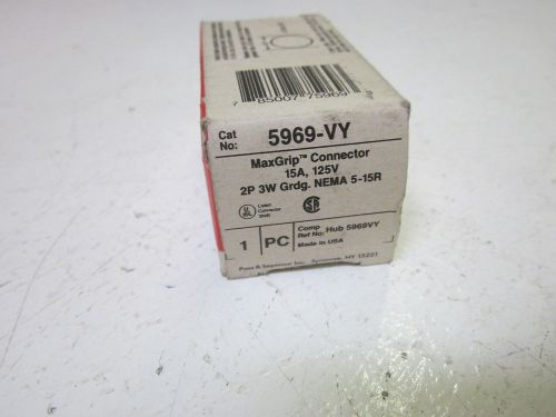 PASS &amp; SEYMOUR 5969-VY MAXGRIP CONNECTOR 15A 125V *NEW IN A BOX*
