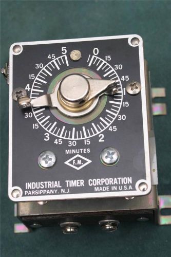 Singer Industrial Timer Model CSF-5M w/original box - Ex++ Condition