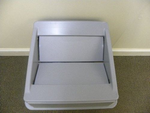 Rubbermaid Commercial Square Swing Top Lid - RCP2664GRAY