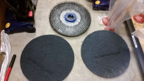 Teannant T3 Pad Driver Holder and 2 Blue Scrubbing Pads, 20&#034;