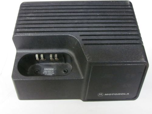 Motorola NTN4734A Saber Astro R Radio Rapid Rate Desk Charger w/ Power Cord